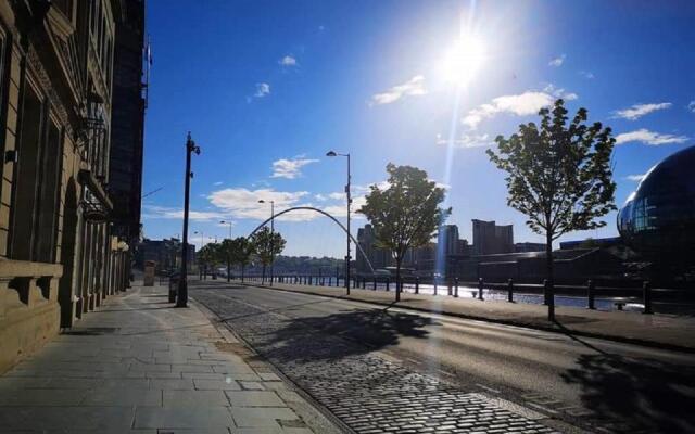 Week2Week Executive 1 Bedroom in Newcastle