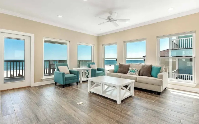 Arena Blanca by Southern Vacation Rentals