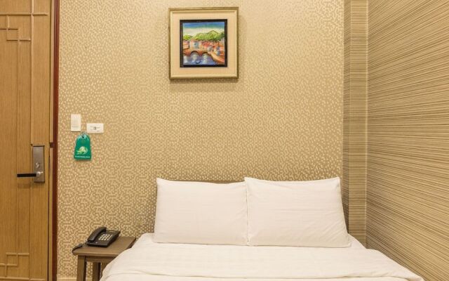 Manmo Ha Noi Business Hotel