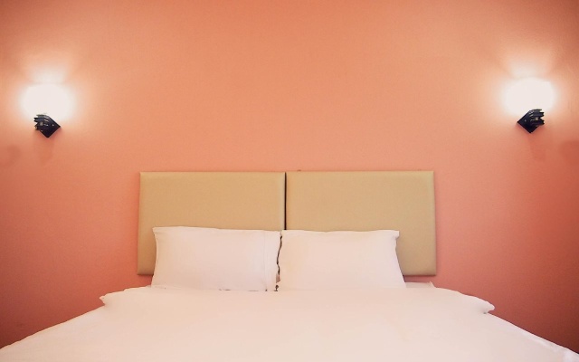 Worachat House – Guest Rooms – Lom Sak