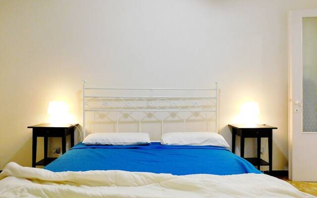 Villa Unifamiliare con Posto Auto