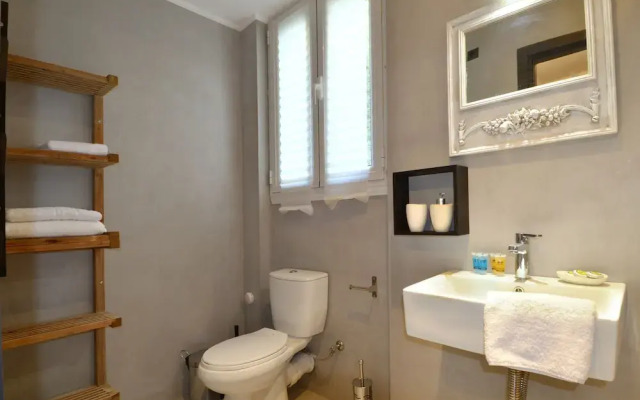 A modern rustic cosy apartment