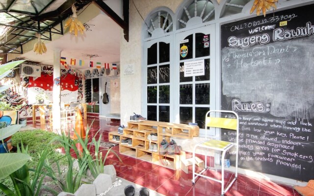 De'Oplet Homestay & Gallery