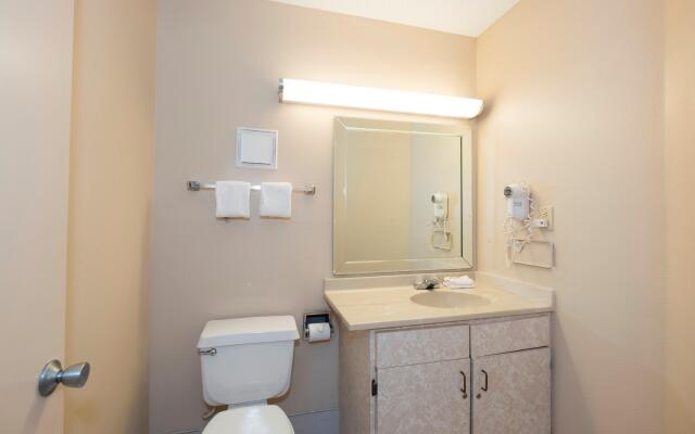 Red Roof Inn MacClenny