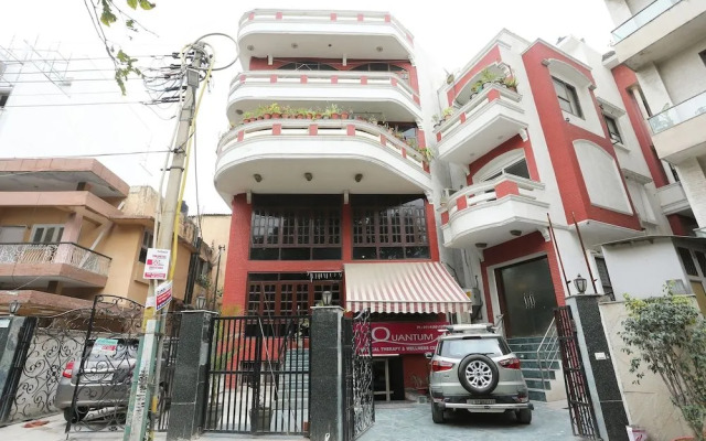 OYO 33359 Corporate Villa