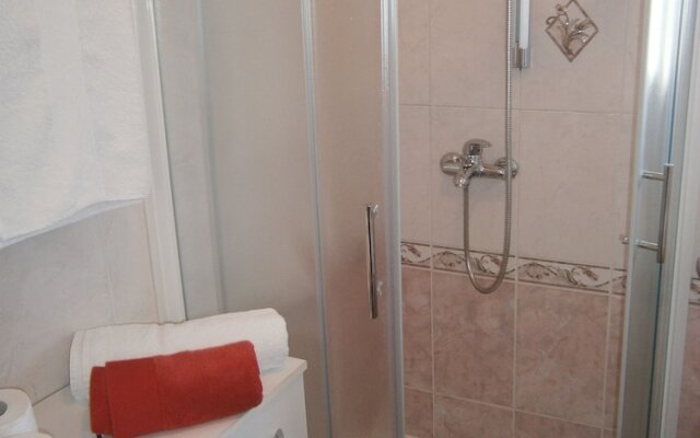 Beautiful Holiday Apartment Sanela for Relaxed Vacation