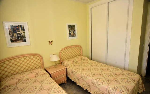 Rodeo Apartments