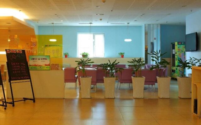 Ibis Anshan Shengli Square