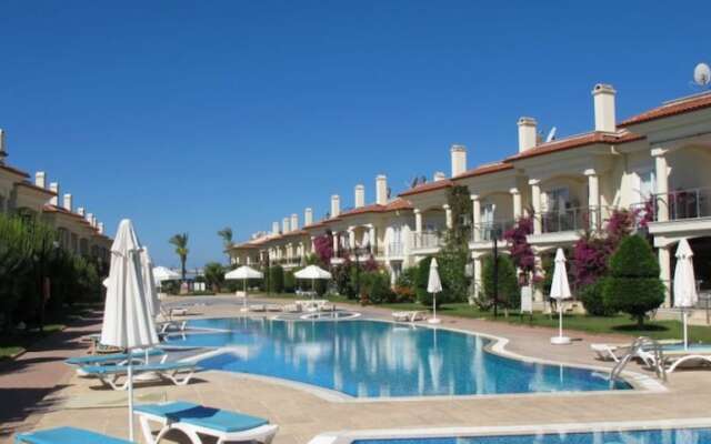 Villa SH15 by JoyLettings