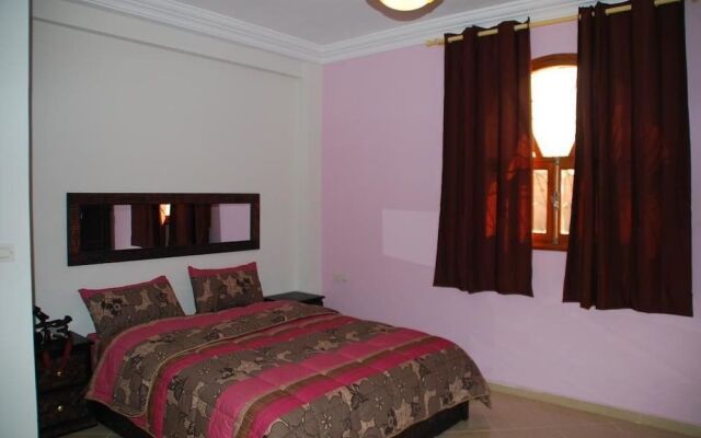 Chilloutsurf Hostel & Yoga