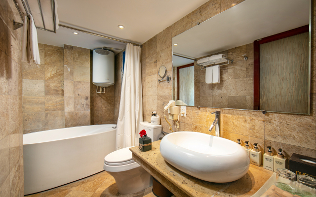 Oriental Suites Hotel & Spa