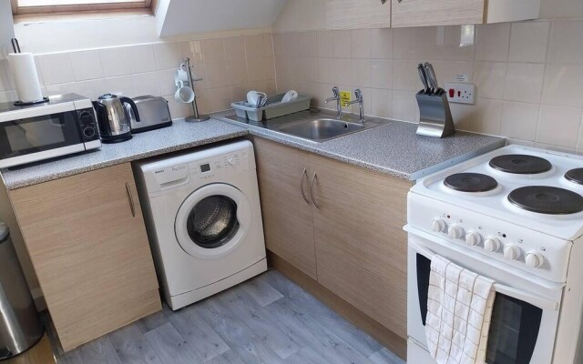 Leeds Cute 1 bed Apt, Garden, Free Wifi & Parking
