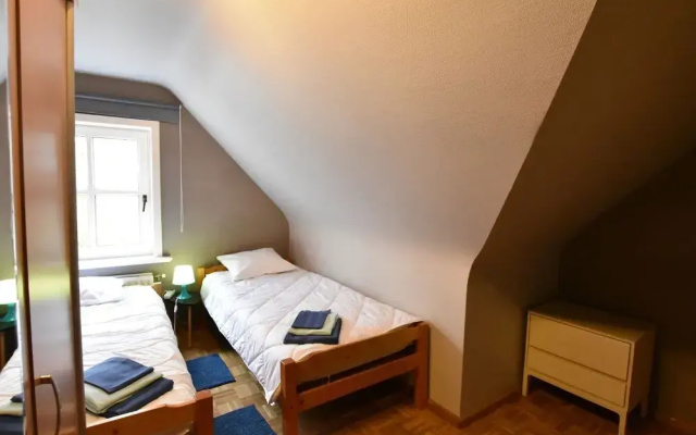 Spacious Holiday Home in Ichtegem With Garden