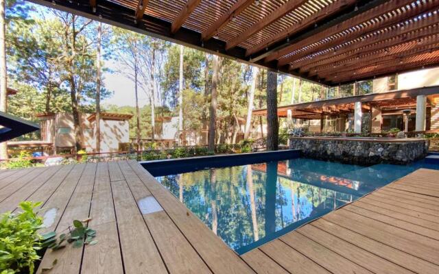 Casa de descanso con alberca propia y jacuzzi
