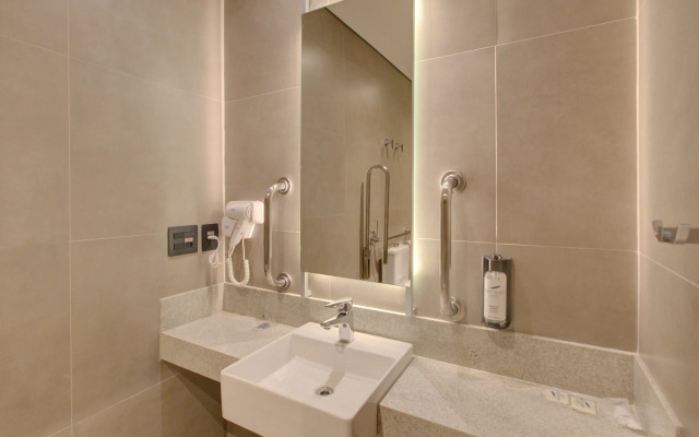 Fast Sleep Suites by Slaviero Hotéis dentro do Aeroporto Guarulhos Terminal 2, desembarque Oeste