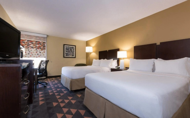 Holiday Inn Lumberton by IHG