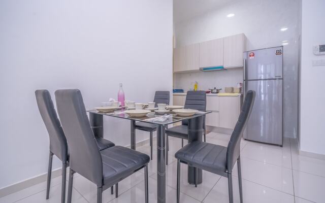 OYO Home 89458 Amazing 2br D'summit