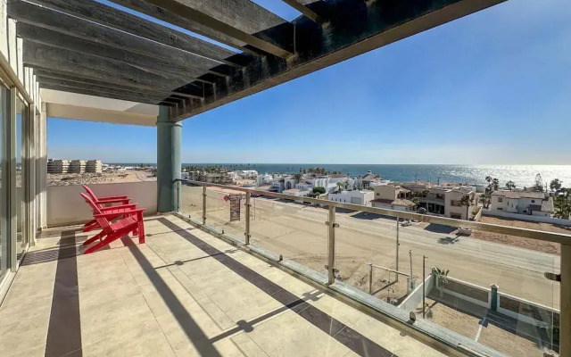 Poolside Family Retreat 2BR Condo