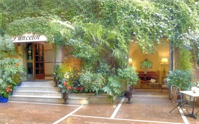Hotel Lancelot