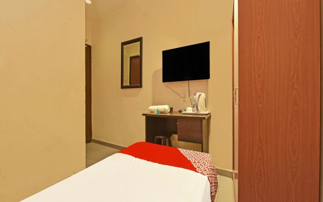 OYO 90510 Hotel Sahara