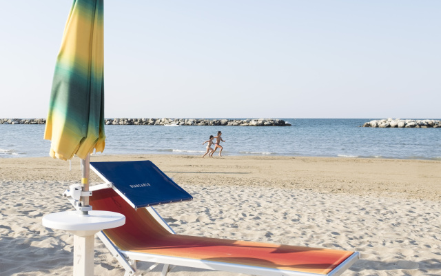 Hotel Dasamo - Dada Hotels