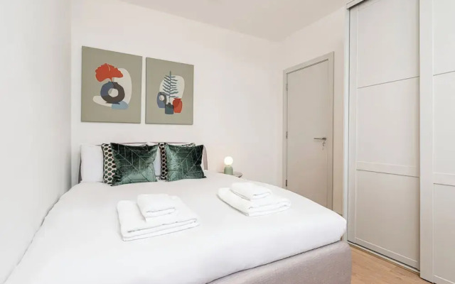 JOIVY Stylish 1 bed flats in Soho