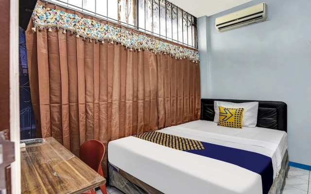 SPOT ON 90147 Gosepa Ambengan Plaza