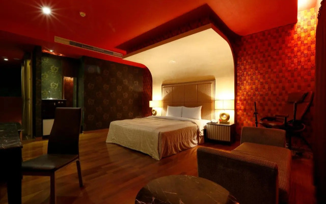 Hua Xiang Gold-Silver-Island