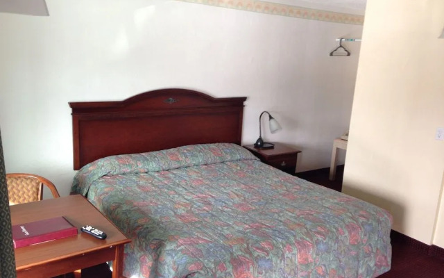 Villa West Motel