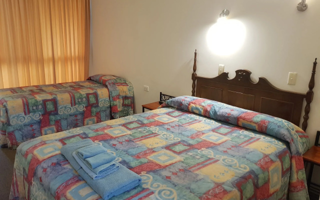 Cobb Inlander Motel