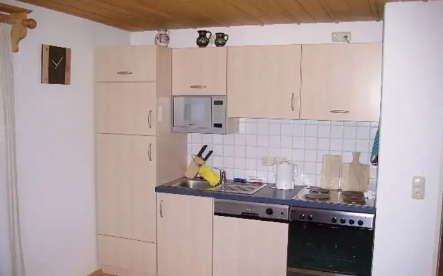 Hirschbichler Modern Retreat