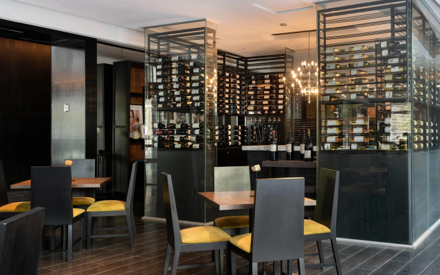 Wyndham Santiago Pettra