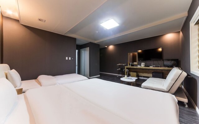 Suwon Hotel Flex