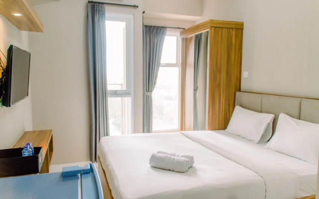 Comfy Studio At Amazana Serpong Apartment