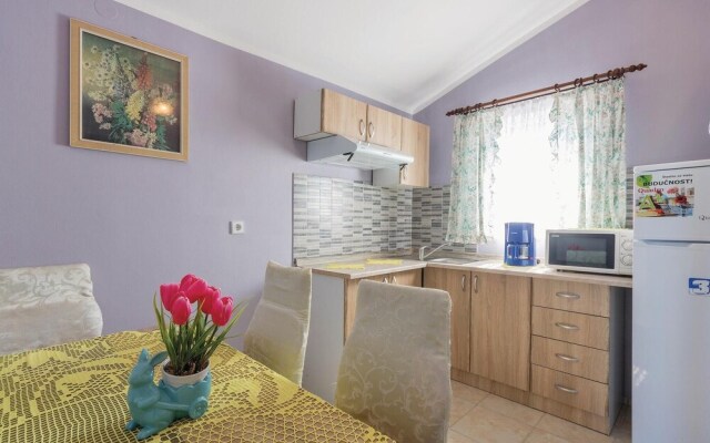 Awesome Home in Peroj With Wifi and 2 Bedrooms