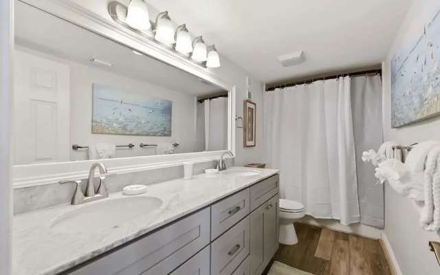 Starboard Village 121