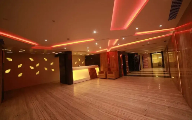 Hotel M Grand