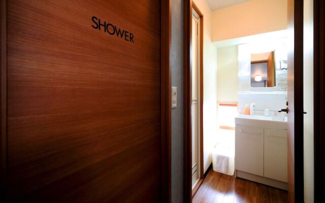 Air Hostel LCC