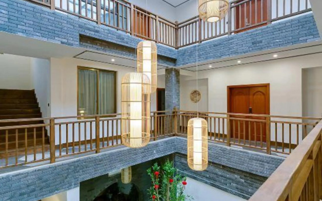 Huanran Tangchi Homestay (Qingchengshan Scenic Area)