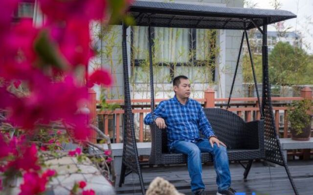 Wuyishan Wansen Wood General Theme Hotel