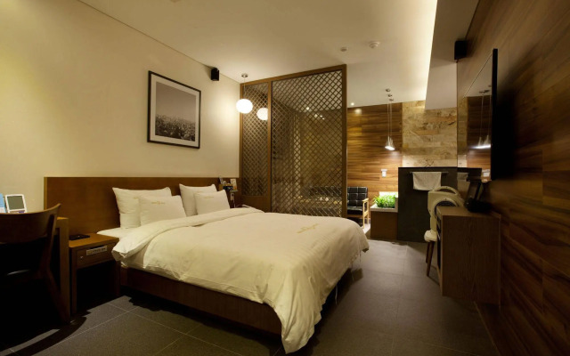 Polo Hotel
