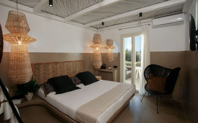 Naxos Euphoria Suites