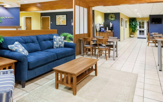 Microtel Inn & Suites by Wyndham Dickson City/Scranton
