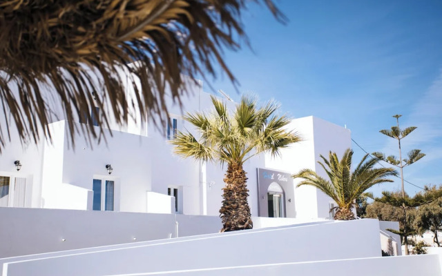 Nikos Hotel