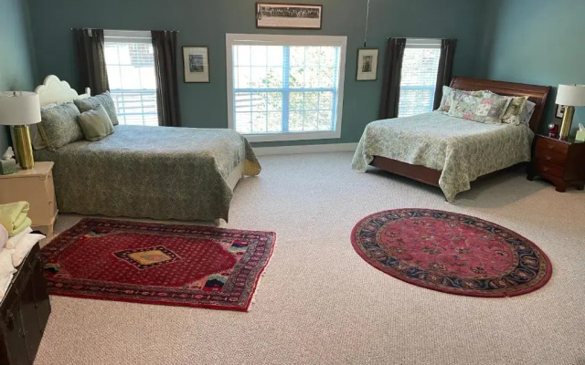 Full Circle Farm Inn
