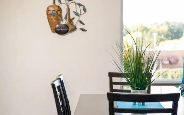 2BDR Loft Suite Golf Course Condo 5549