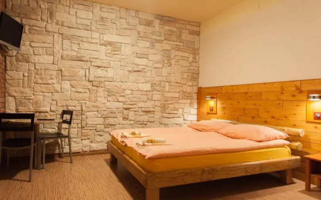 Apartments and Rooms Vista