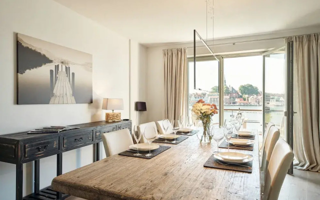 Kapitänsbrücke - Penthouse