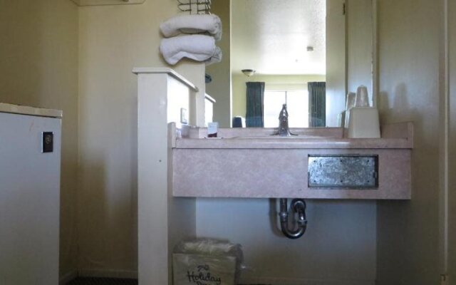Motel 6 Lake Elsinore, CA