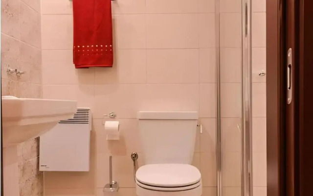 Sofia Dream Apartments - Jazzy Two Bedroom Suite